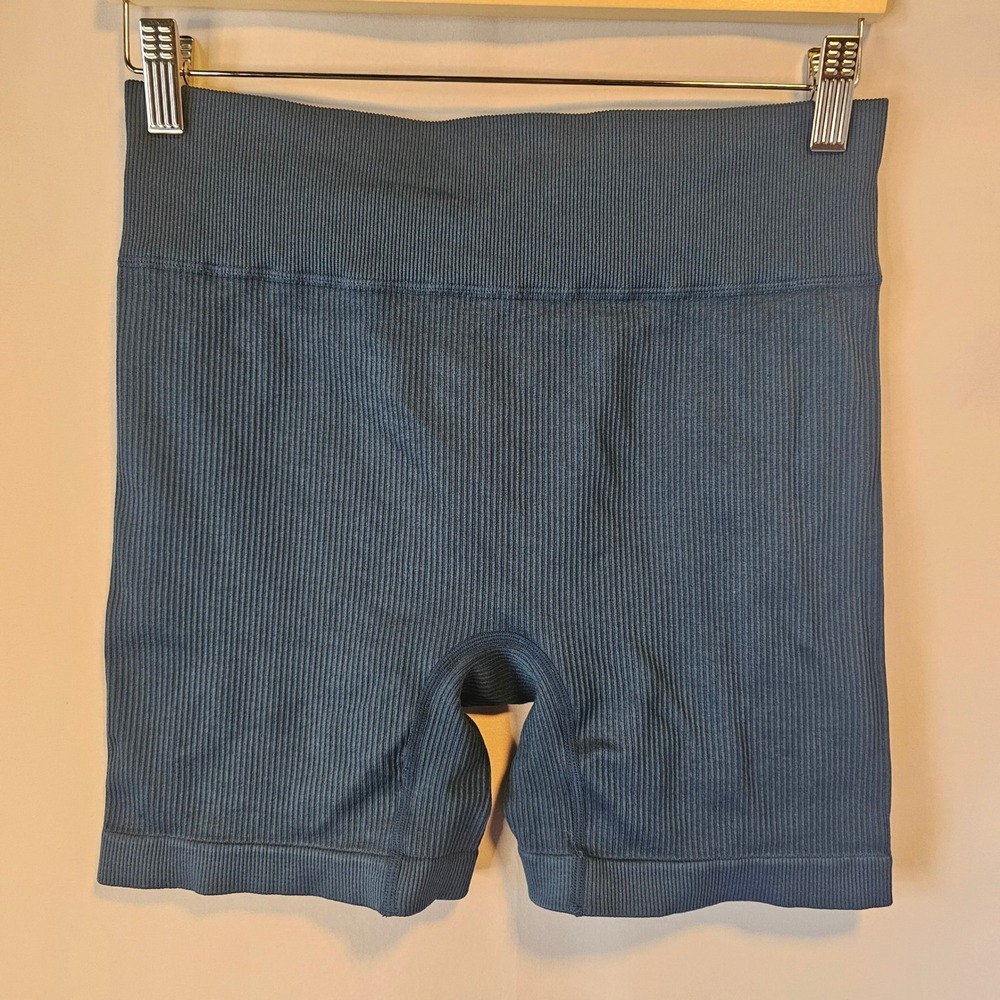 The Little Milk Bar Biker Shorts L/XL Blue Ribbed Seamless Athleisure